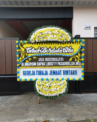 Papan Bunga Duka di Bengkal