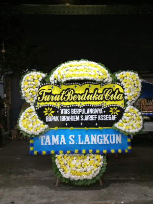 Papan Bunga Duka di Bengkal